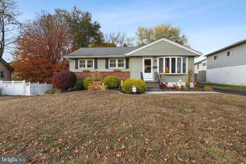 3703 JOHN DRIVE, BROOKHAVEN, PA 19015