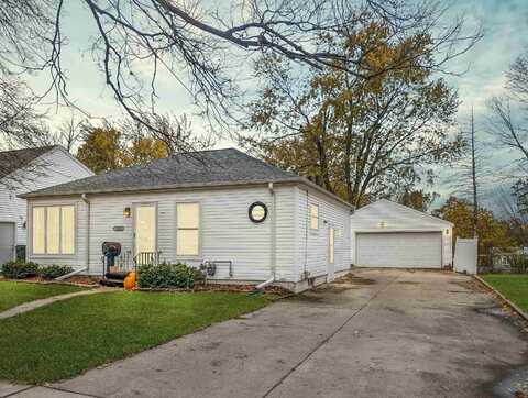 1146 Hammond Avenue, Waterloo, IA 50702