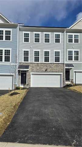 604 Dana Dr, Collier, PA 15205