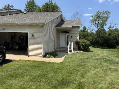 382 Woodside Circle, Cadillac, MI 49601