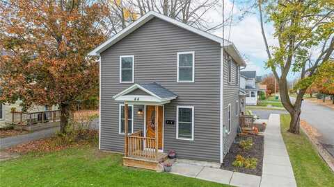 44 North Street, Le Roy, NY 14482