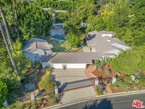 16475 Garvin Dr, Encino, CA 91436