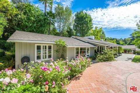 16475 Garvin Dr, Encino, CA 91436