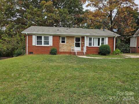 3608 Crestridge Drive, Charlotte, NC 28217