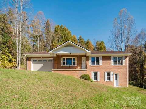 85,89 Old Farm Circle, Hendersonville, NC 28792