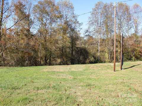 105,115 Old Farm Circle, Hendersonville, NC 28792