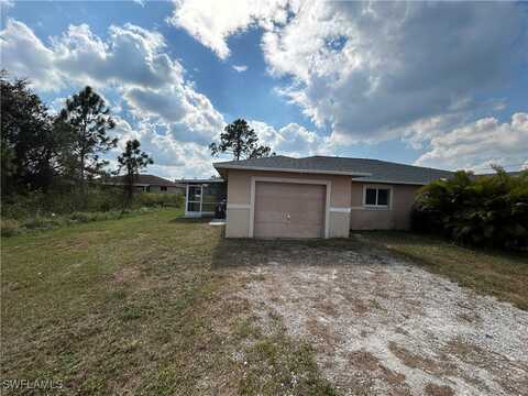 4721 24th Street SW, Lehigh Acres, FL 33973