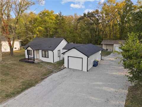 1122 Lake Maurer Road, Excelsior Springs, MO 64024