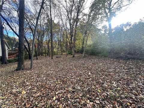 N Briarcliff Circle, Kansas City, MO 64116