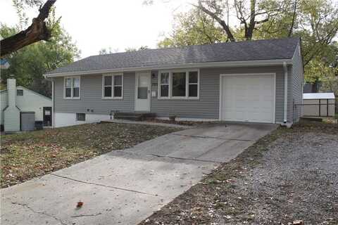 703 W 39th Street N, Independence, MO 64050