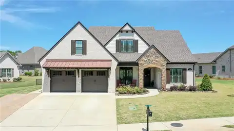 2936 LAKEVIEW TERRACE, OPELIKA, AL 36801