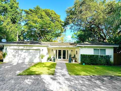 11433 NE 6th Ave, Biscayne Park, FL 33161