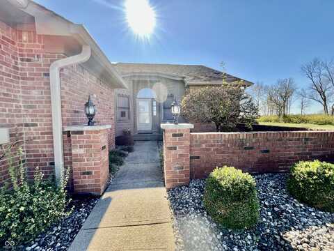 1334 Country Creek Circle, Shelbyville, IN 46176