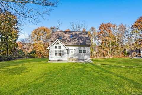 4 Cedar Trail, Monroe, NY 10950