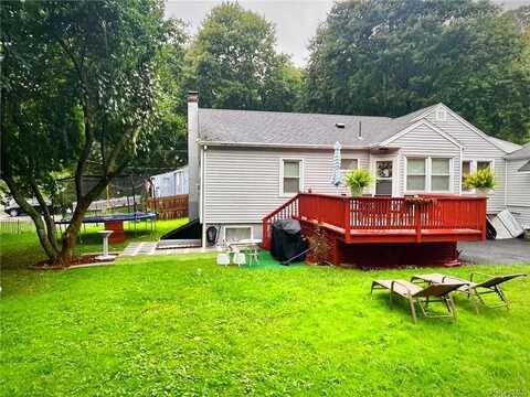 2 Maple Drive, Mahopac, NY 10541