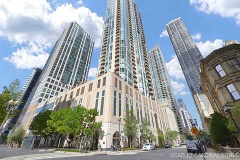 21 E Huron Street, Chicago, IL 60611