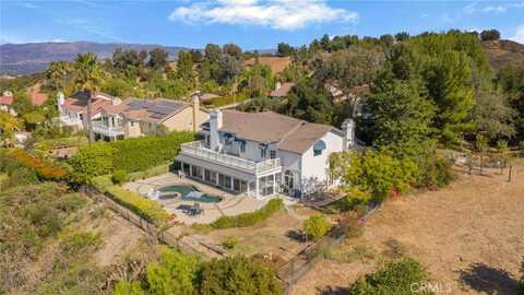 22100 Dardenne Street, Calabasas, CA 91302