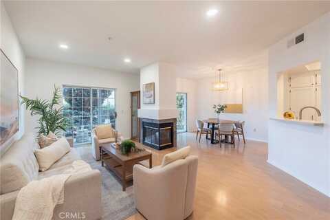 20151 Sealpoint Lane, Huntington Beach, CA 92646