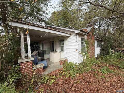 222 Justice Street N, Crossville, AL 35962