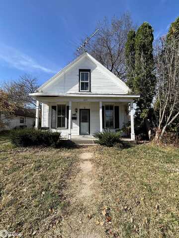 609 N Garfield Avenue, Burlington, IA 52601