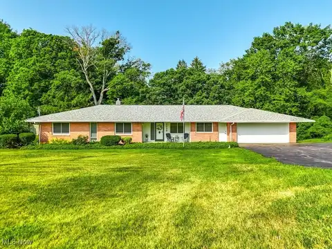 3030 State Road, Cuyahoga Falls, OH 44223