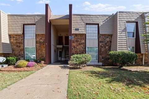 6727 S Richmond Avenue, Tulsa, OK 74136