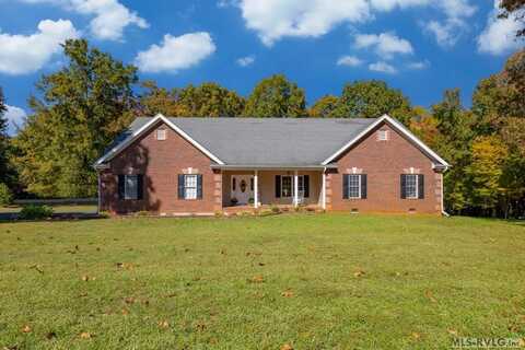 509 Old Blacksmith Road, Bracey, VA 23919