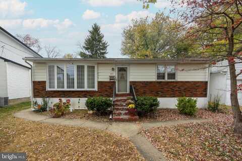 404 WEST CIRCLE, BRISTOL, PA 19007