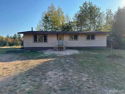 174 Valley, Negaunee, MI 49866