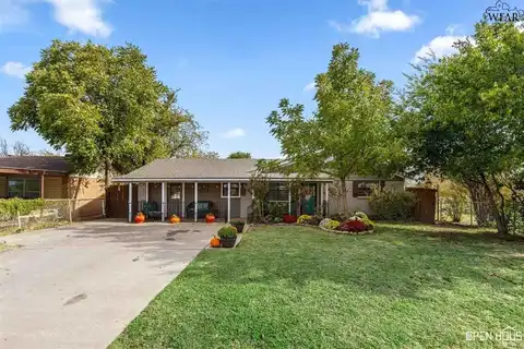 1008 W HIGHWAY ST, Iowa Park, TX 76367