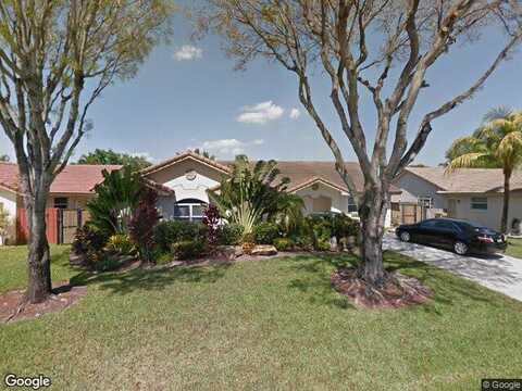 Winkfield, DAVIE, FL 33331