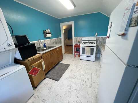10Th, KENOSHA, WI 53140