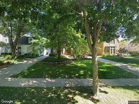 Bay Ridge, MILWAUKEE, WI 53217