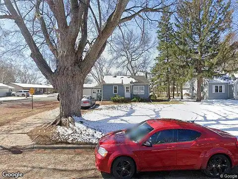 5Th, HUTCHINSON, MN 55350