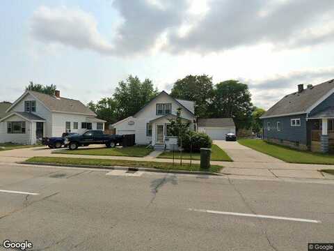 84Th, MILWAUKEE, WI 53227