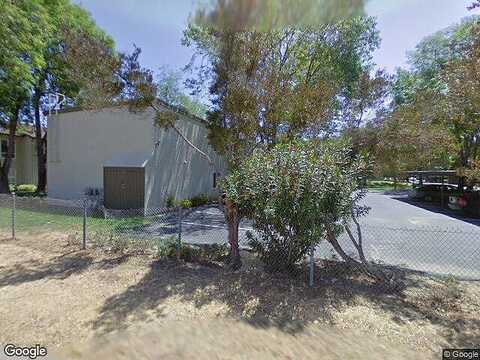 White Oak, ESCONDIDO, CA 92027