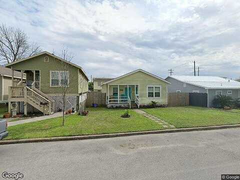 Avenue O 1/2, GALVESTON, TX 77551