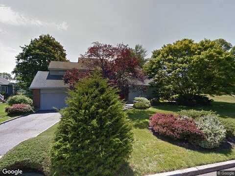 Harbor Crest, HALESITE, NY 11743