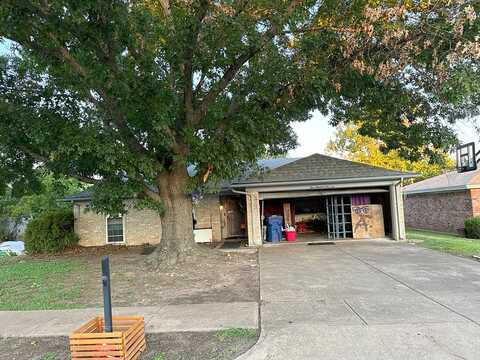 Bryan, CROWLEY, TX 76036
