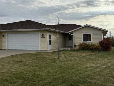 2025 NW 20th Avenue, Aberdeen, SD 57401