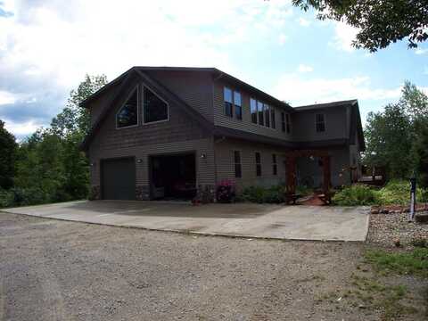 5917 Gamble Road, Atlanta, MI 49709