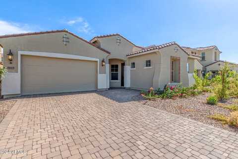 8615 W SOLANO Drive, Glendale, AZ 85305