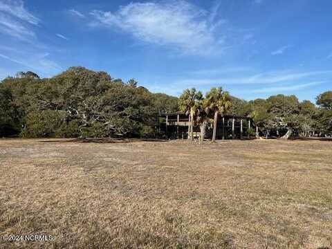 2 Windy Point Road SW, Supply, NC 28462