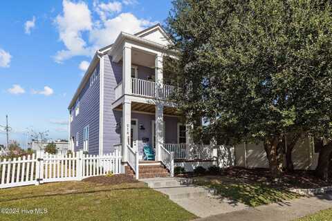 914 Evans Street, Morehead City, NC 28557