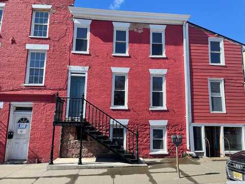 624 Warren St, Hudson, NY 12534