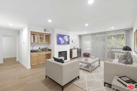 8535 W West Knoll Dr, West Hollywood, CA 90069