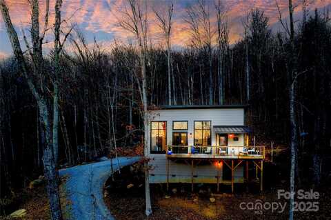 43 Tinkling Springs Lane, Fairview, NC 28730