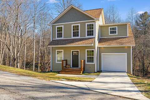 179 S Briarcreek Court, Hendersonville, NC 28739