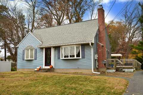 5 Surrey Lane, Enfield, CT 06082