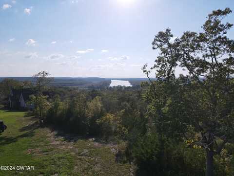 552 Rivers Edge Drive, Bath Springs, TN 38311